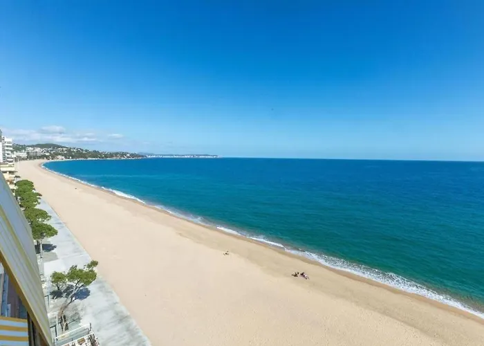 Beautiful Beachfront In Paradise Apartment Platja d'Aro